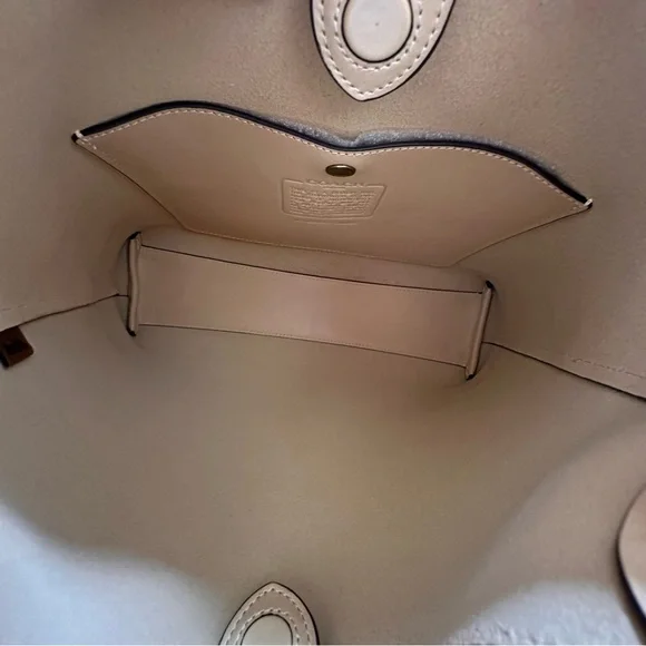 Coach Brooklyn 28 Shoulder Bag Natural Tan Brass Leather NWT - Picture 8 of 10